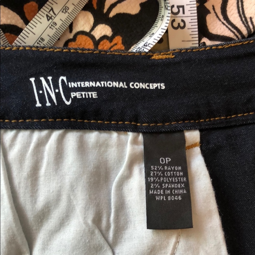 Like new button down jean skirt - Picture 6 of 6